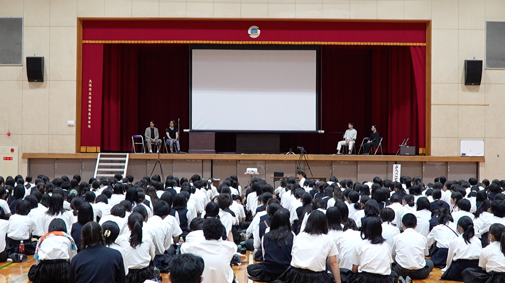 【芸術系高校生へ】才能を仕事に繋げてしっかりと稼ごう！〈講演会レポート〉 〜「好き」を仕事にした先輩起業家とクリエイターからのエール〜